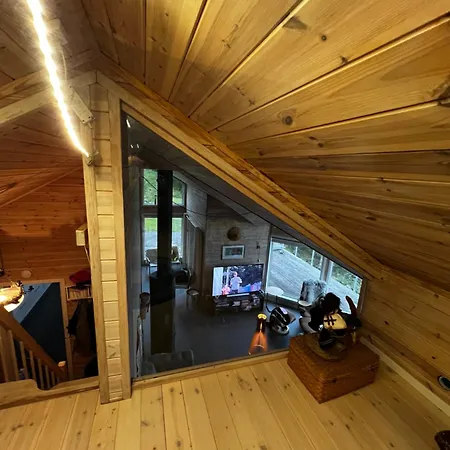 Ved Nysaetervatnet - Fjellsaetra Sykkylven