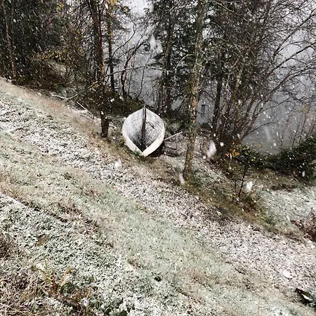 Ved Nysaetervatnet - Fjellsaetra *