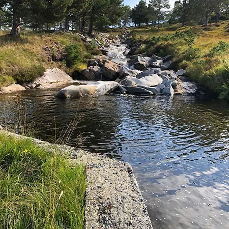 Ved Nysaetervatnet - Fjellsaetra Sykkylven