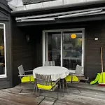 Ved Nysaetervatnet - Fjellsaetra * Sykkylven